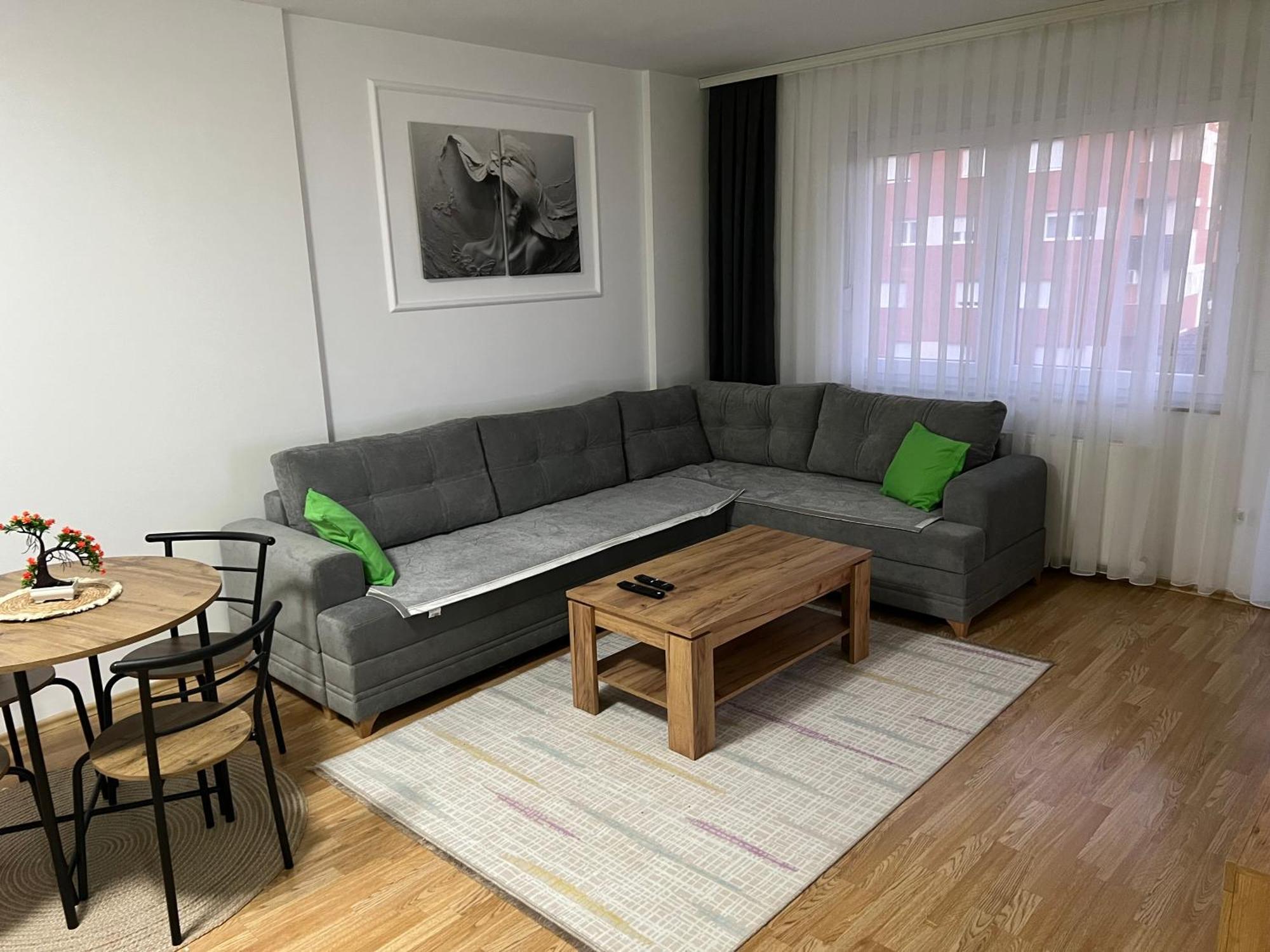 Prishtina Apartments Приштина Экстерьер фото