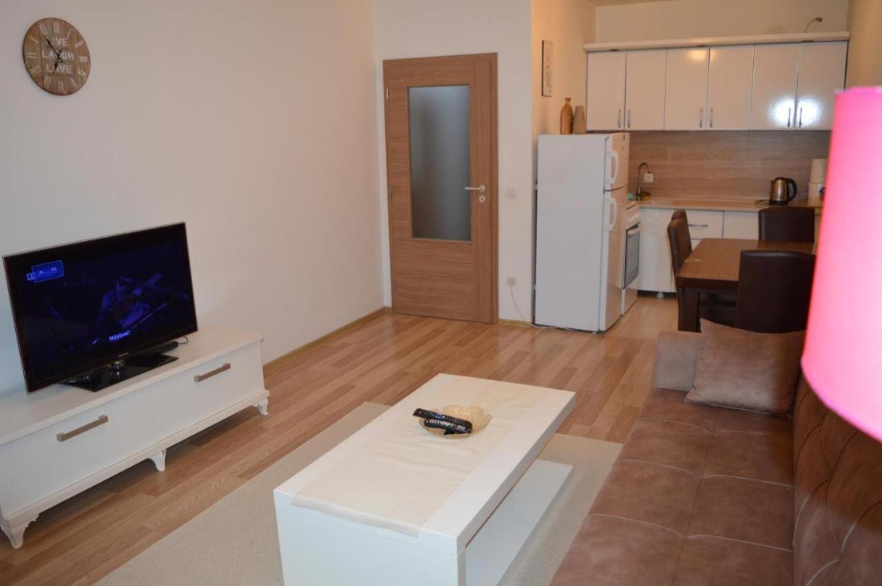 Prishtina Apartments Приштина Экстерьер фото